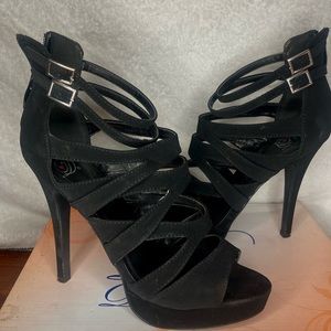 Black straps heels size 9